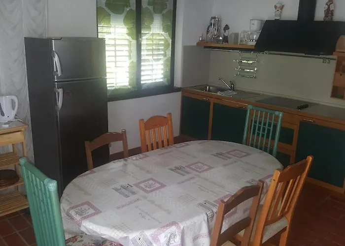 Lola's Summer - Upper Floor شقة باشْكا