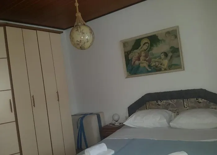 Lola's Summer - Upper Floor דירה