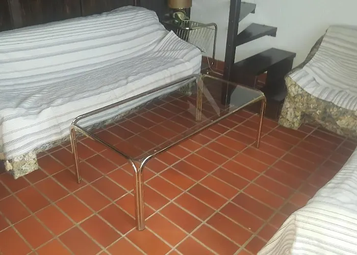 Lola's Summer - Upper Floor